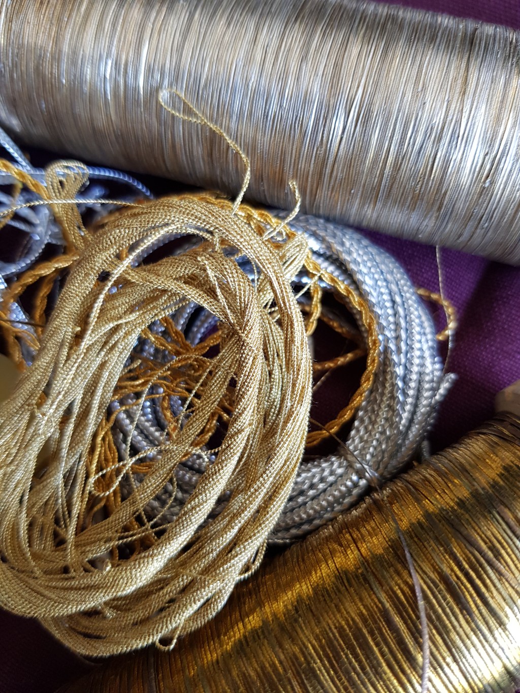 gold threads for embroidery techniques
